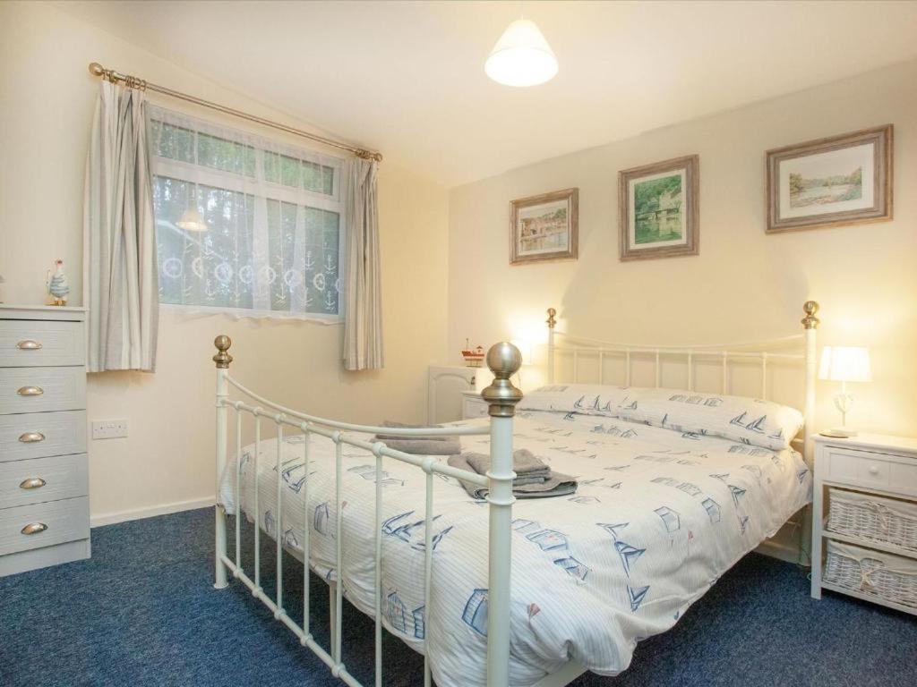 Sunnydaze-Detached Chalet With 2 Bedrooms And 2 Bathrooms And Private Parking Outside Door Дартмут Екстериор снимка